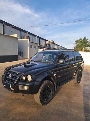 MITSUBISHI PAJERO 2.5 HD 4X4 8V TURBO INTERCOOLER DIESEL 4P MANUAL MITSUBISHI PAJERO 2.5 HD 4X4 8V TURBO INTERCOOLER DIESEL 4P MANUAL